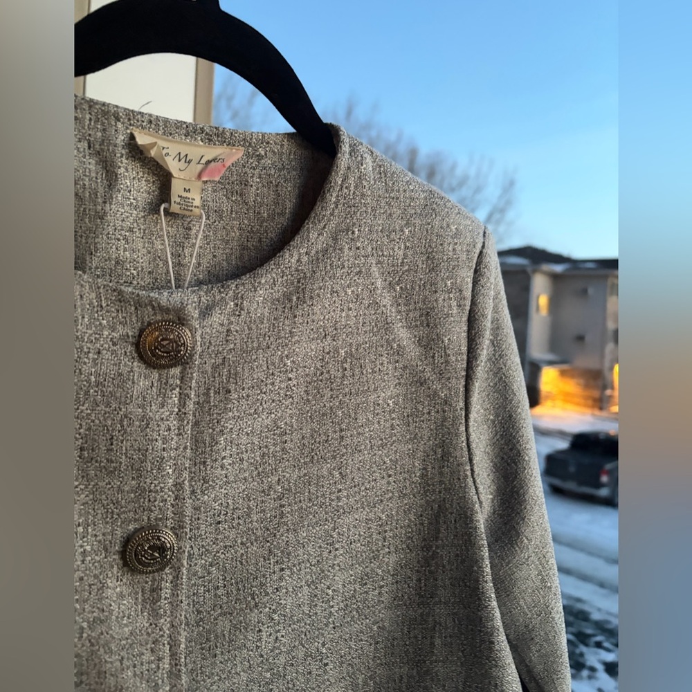 🆕 To My Lovers Gray Tweed Cropped Jacket Blazer Gold Crest Buttons Lined Size M - Picture 10 of 17
